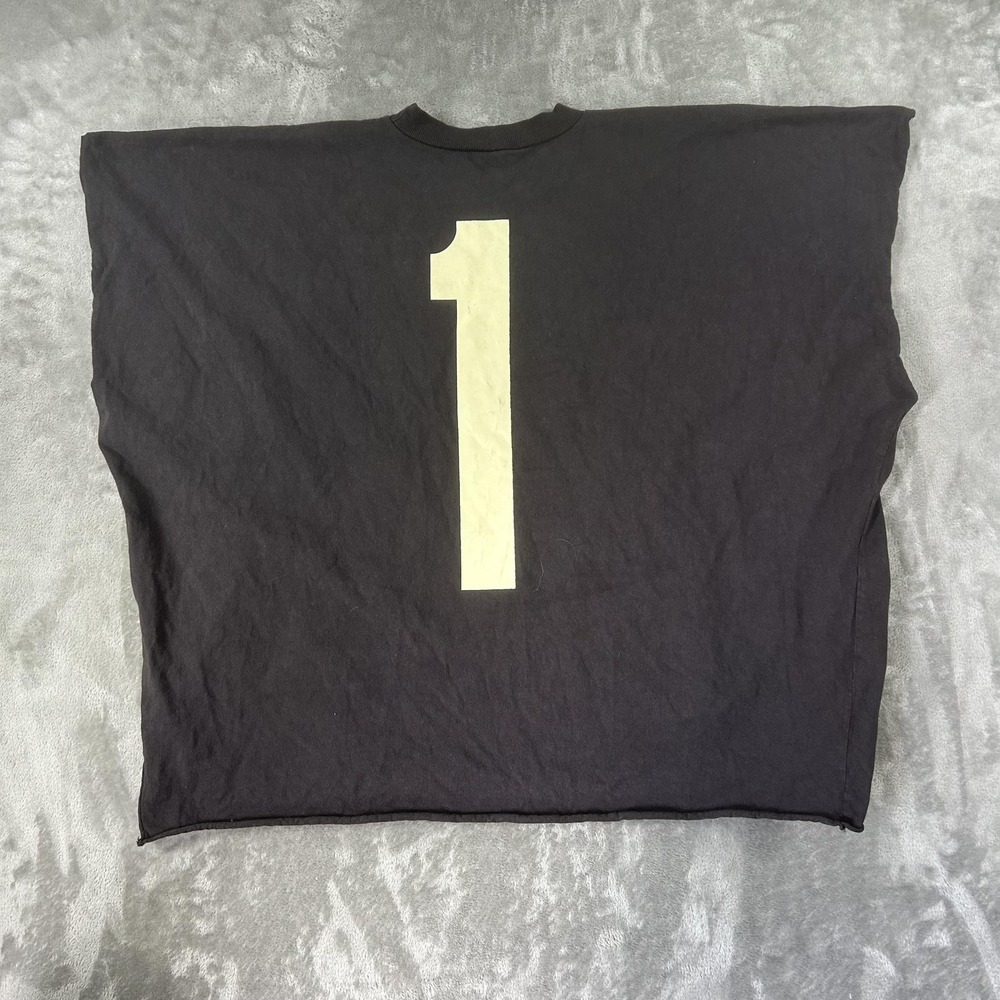 Yeezy Mens 4XL Black Number 1 Back Graphic Sleeveless Sports Jersey Tee
